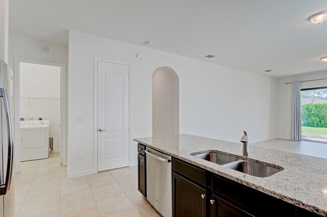 Building Photo - 4535 Gulf Sounds Ln
