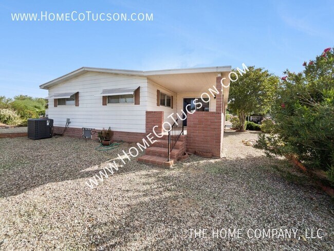 Building Photo - 10675 N Kilimanjaro Ave