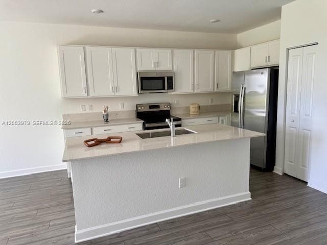 Building Photo - 868 SE grovebush Ln