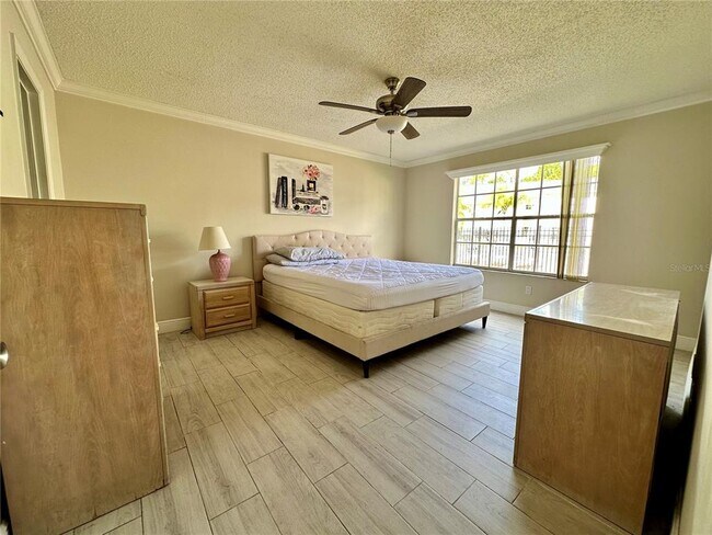 Building Photo - 5012 Laguna Bay Cir