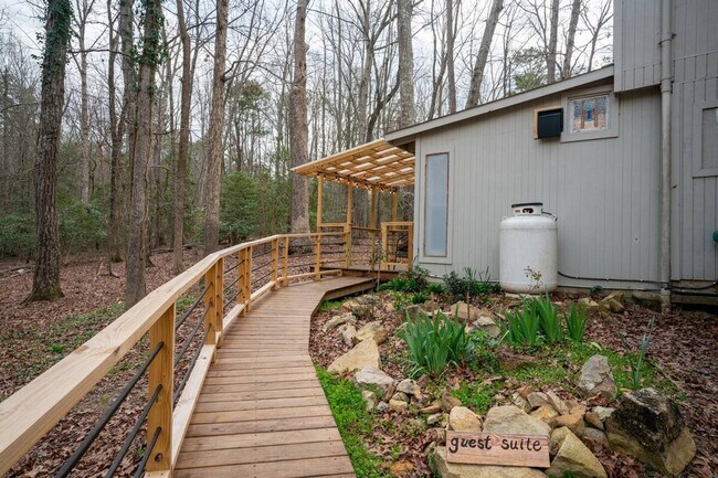 Building Photo - 1939 Crawford Dairy Rd