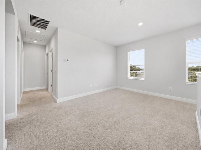 Building Photo - 11118 Sand Pine Ln