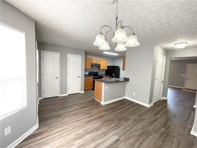 Building Photo - 7748 Bernardo Dr