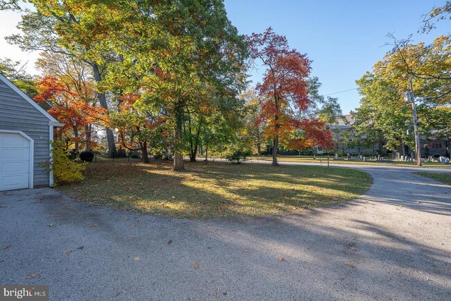 Primary Photo - 205 Pennswood Rd