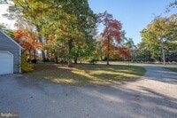 Building Photo - 205 Pennswood Rd