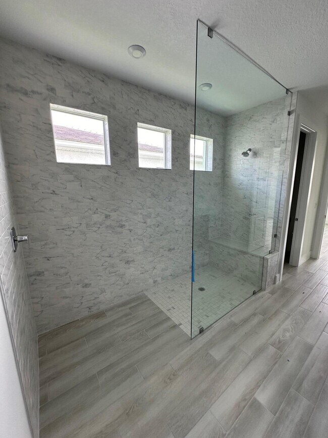 Building Photo - 12166 Viridian Blvd
