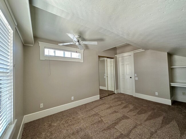 Building Photo - Stunning Craftsman 4 Bd / 2 Bath home in the heart of North Park!!