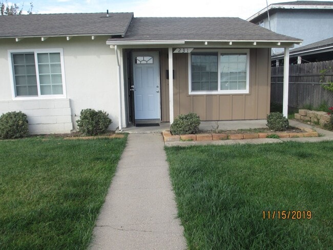 Building Photo - North East Three Bedroom Home