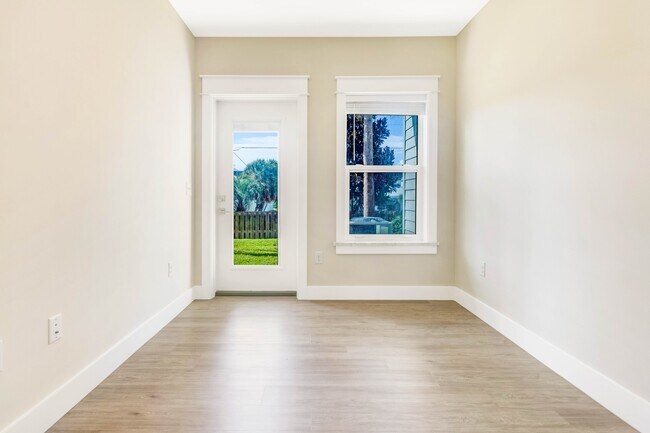 Building Photo - 340 Bluefish Dr