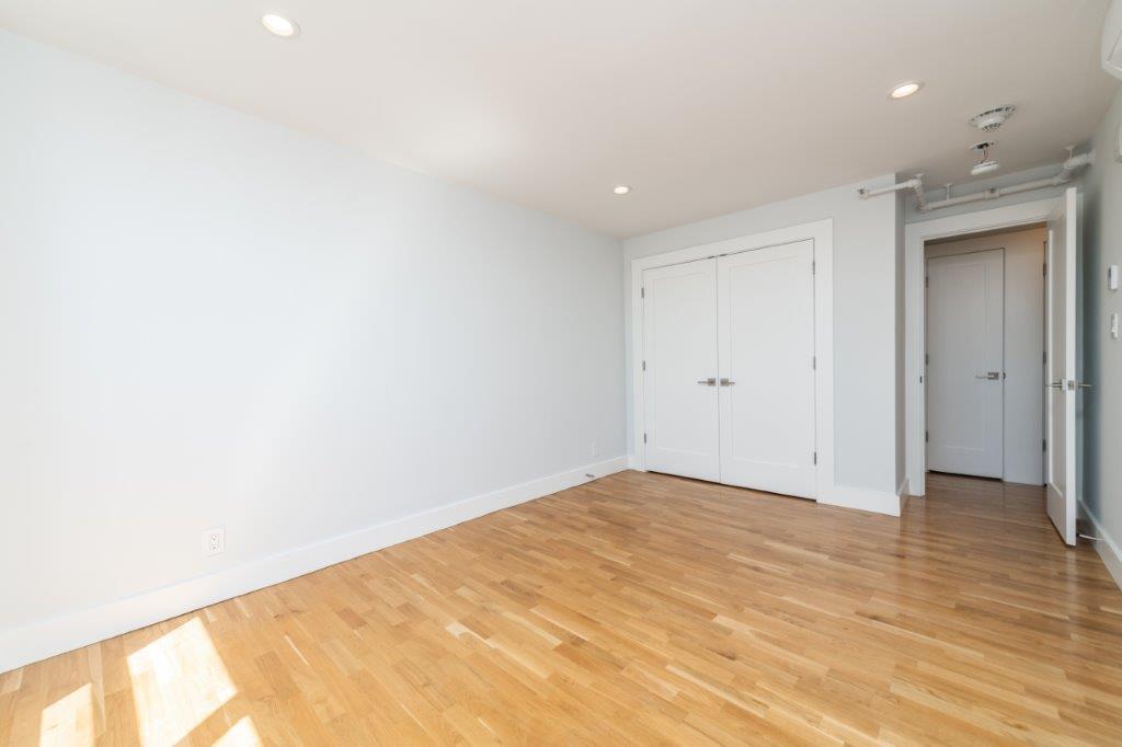 Building Photo - 1410 Columbia Rd