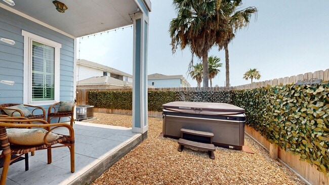 Building Photo - 15516 Spyglass Dr