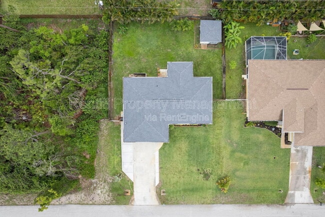 Building Photo - 18266 Fuchsia Rd