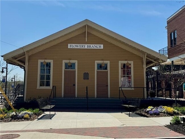 Building Photo - 5445 Hargrove Way