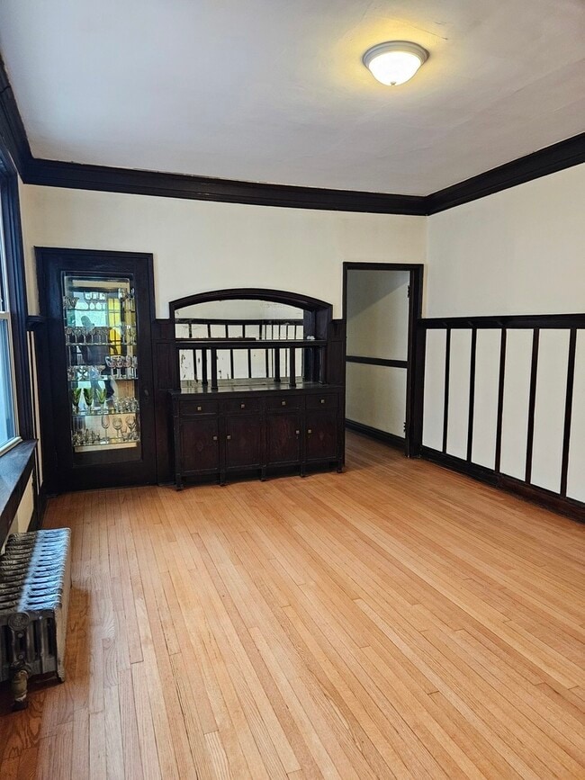 Building Photo - 4751 S Forrestville Ave