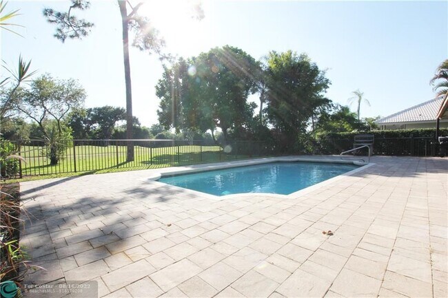 Building Photo - 10134 Boca Woods Ln