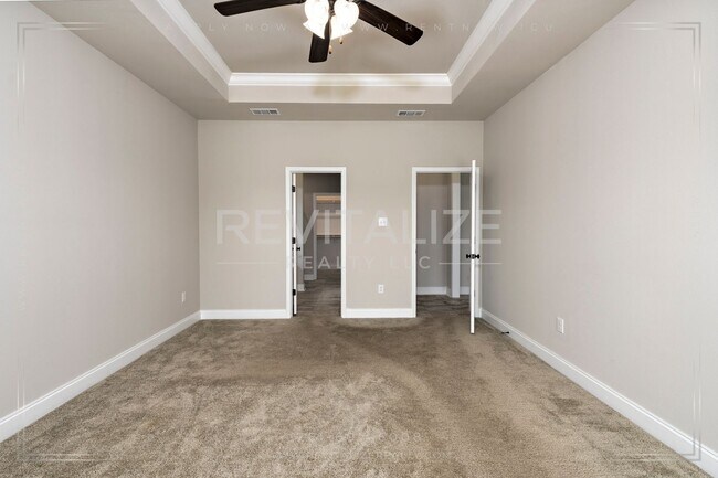 Building Photo - Stunning 3/2 in Foley Gated Community