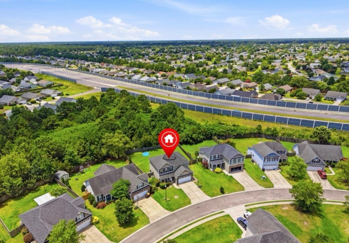 Building Photo - 553 Montego Ct