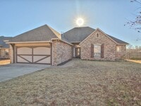 Building Photo - 10920 Blue Sky Dr