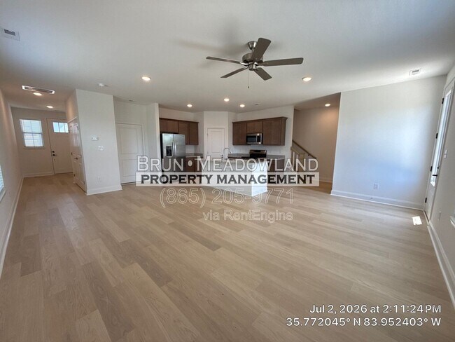 Building Photo - 1725 Bennett Vlg Dr