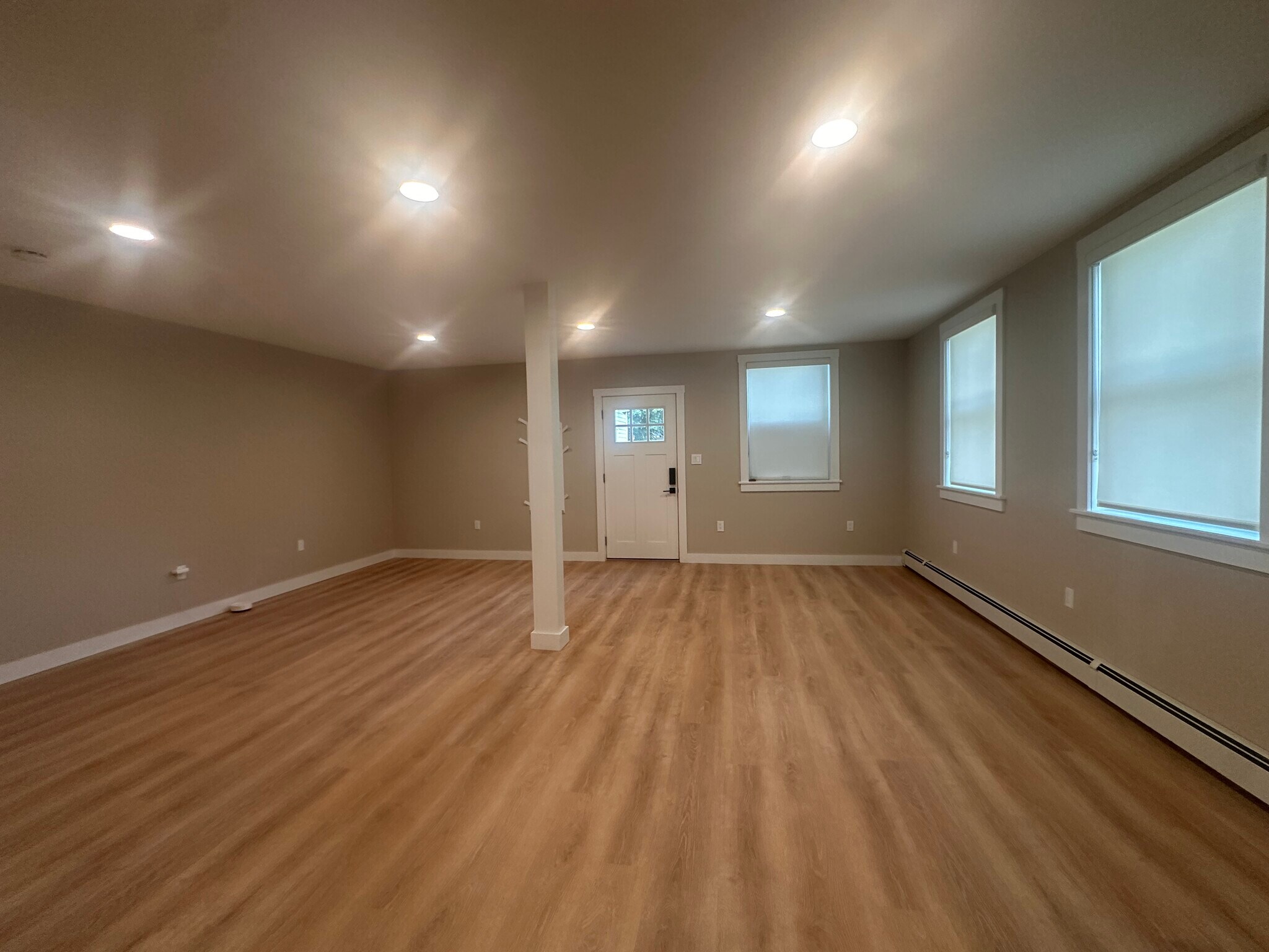 Family room - 66 Prospect St