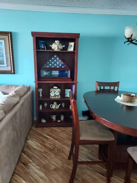 Building Photo - 2135 N Courtenay Pky