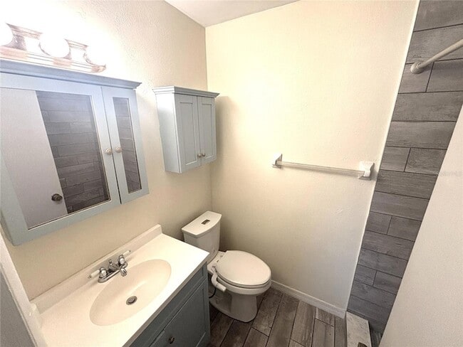 Building Photo - 668 Georgia Ave