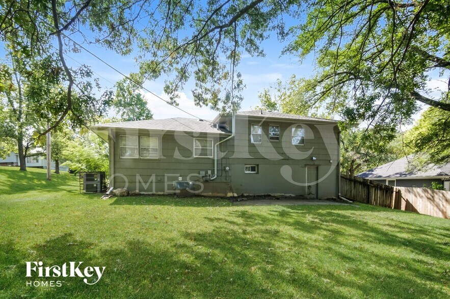 Building Photo - 6312 E 102nd St