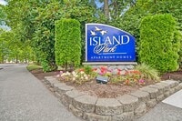 Building Photo - Island Park
