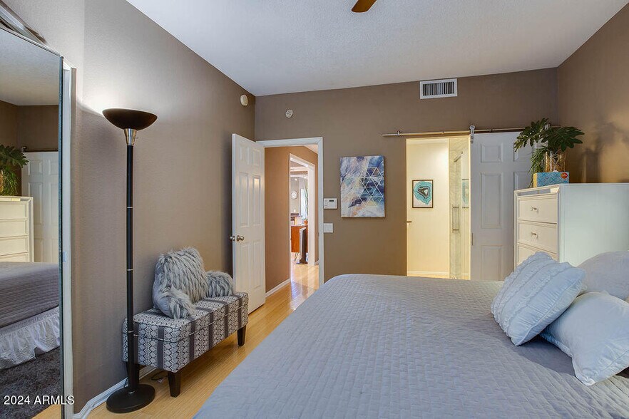 Building Photo - 101 N 7th St