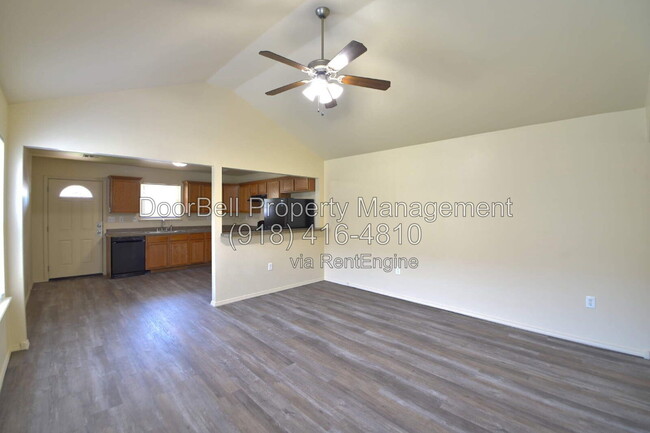 Building Photo - 6009 S Madison Pl