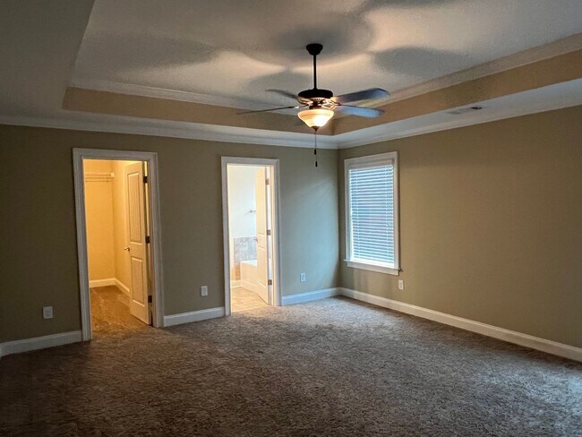 Building Photo - Beautiful Prattville Home