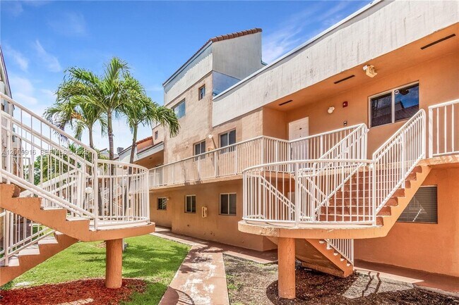 Building Photo - 14905 SW 80th St