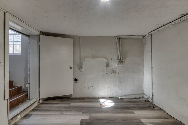 Building Photo - Updated one bed/one bath near Linwood in OKC