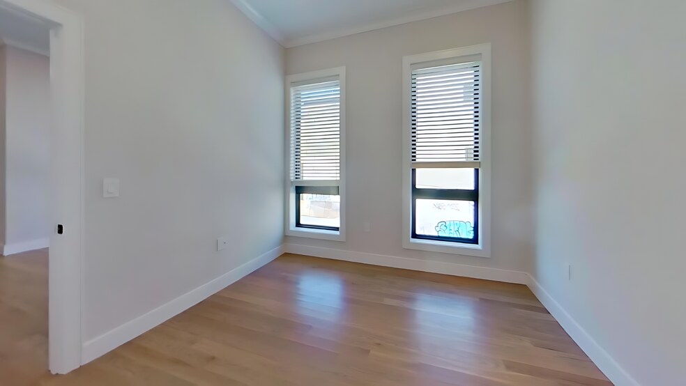 Building Photo - 16-18 Highgate St. Unit 102