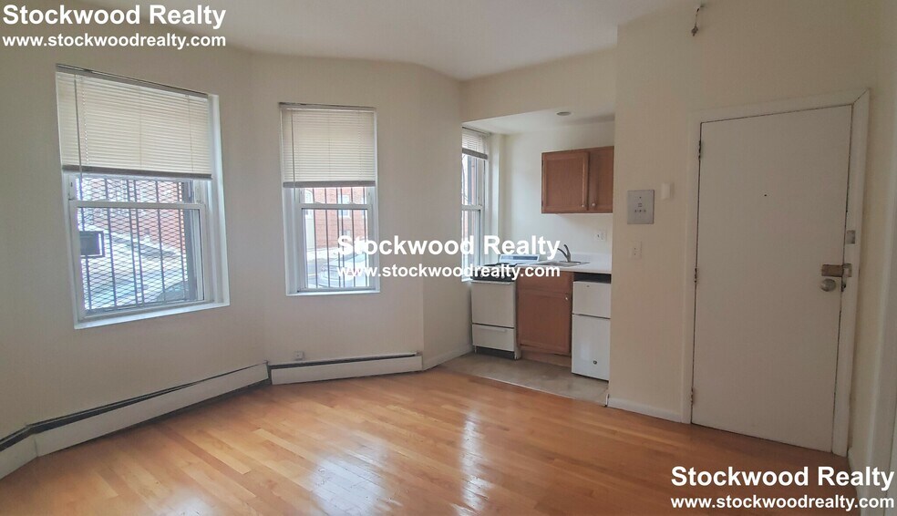 Building Photo - 23 S Huntington Ave