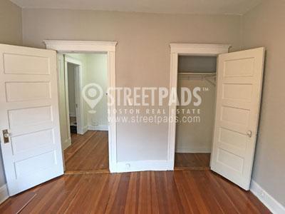 Building Photo - 3 bedroom in Boston MA 02135