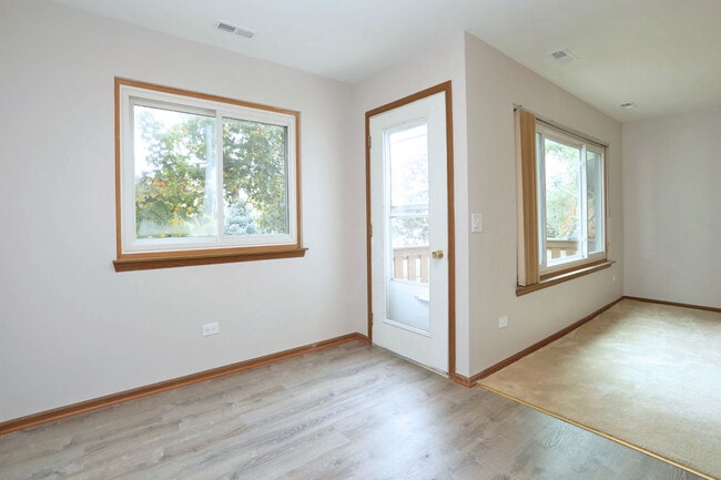 Building Photo - 675 Greenfield Ct