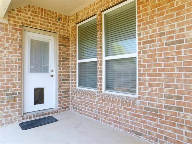 Building Photo - 9616 Creekmere Dr