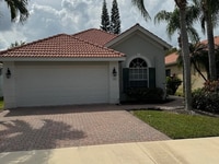 Building Photo - 788 SW Munjack Cir