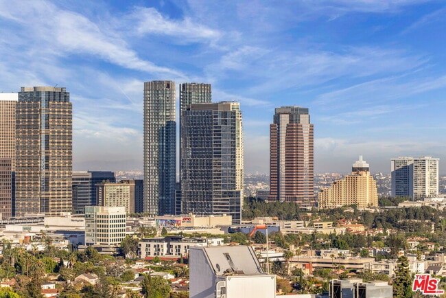 Building Photo - 10727 Wilshire Blvd