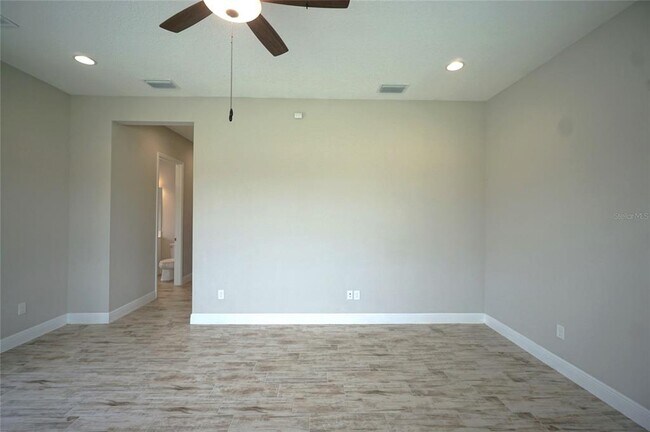 Building Photo - 14257 Swiss Bridge Dr