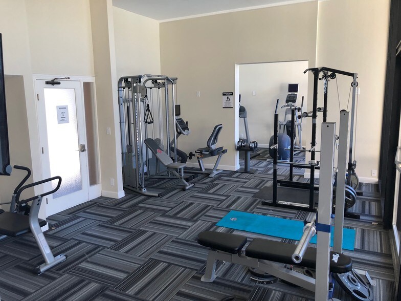 Building Photo - Atherton  Park Forest