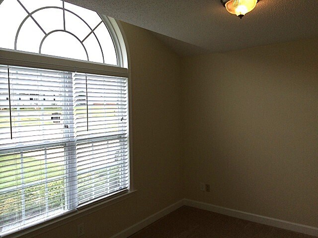 Building Photo - 5073 Natalie Temple Ln