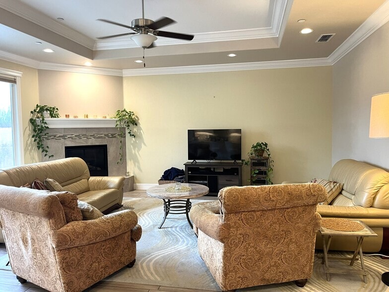 Living Room - 358 Reddington Dr