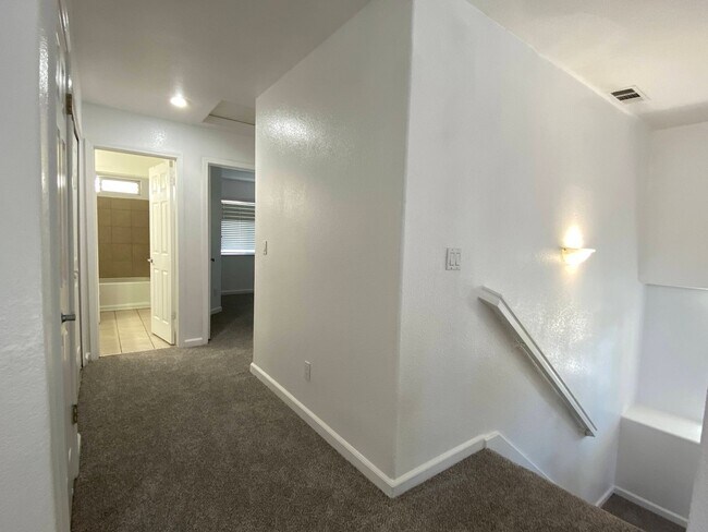 Building Photo - Two Story, Three Bedrooms, Two And A Half Bathrooms In Brookside