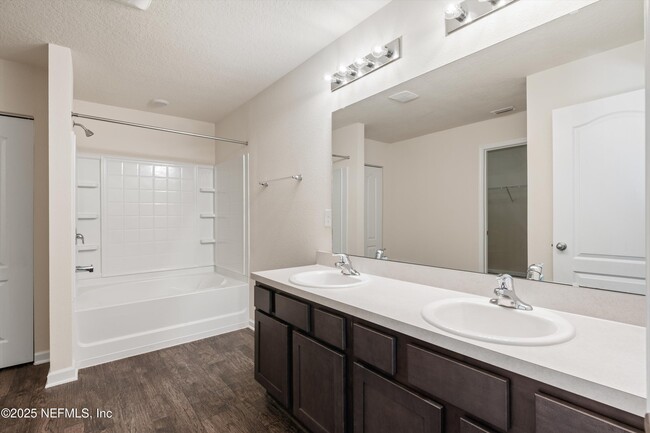 Building Photo - 8466 Cape Fox Dr