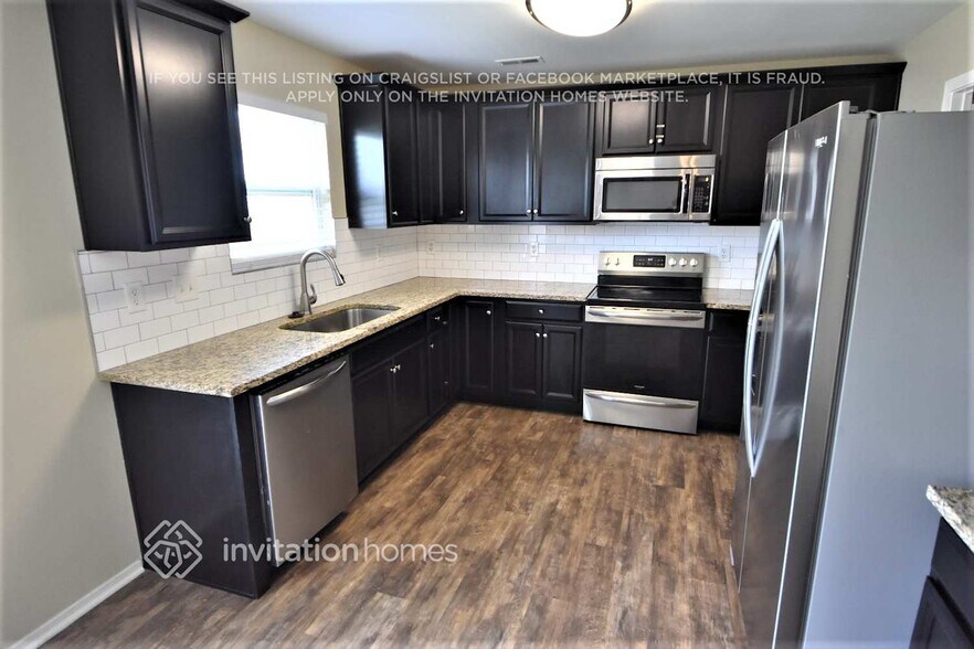 Building Photo - 9619 Duxford Ln