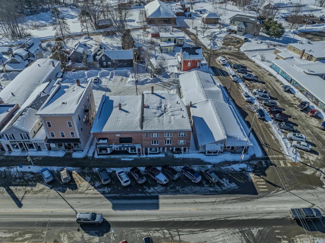 Building Photo - 96 Main, Unit #6