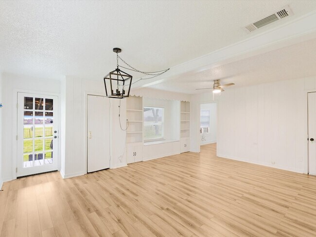 Building Photo - 222 Barnes Bridge Rd