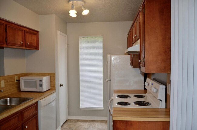 Cleaned in seconds. - 908 Pearl St